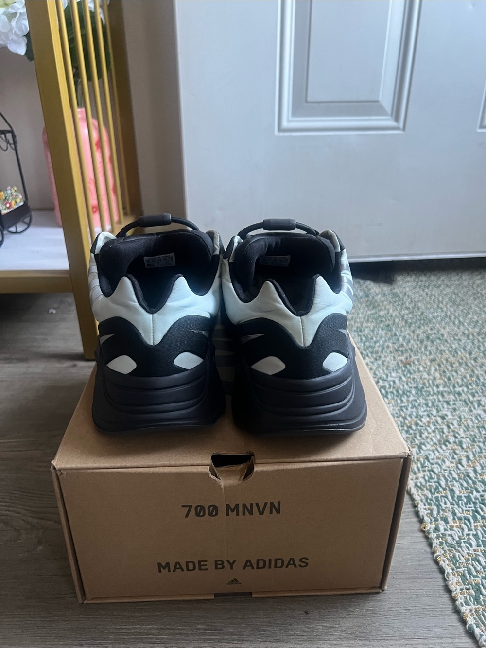 adidas Yeezy Boost 700 MNVN Men’s Blue Tint 
GZ0711 - Picture 5 of 9